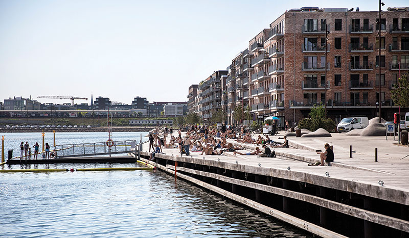 Waterfront Redevelopment: European Port Cities Brace for
More Storms and Rising Seas
